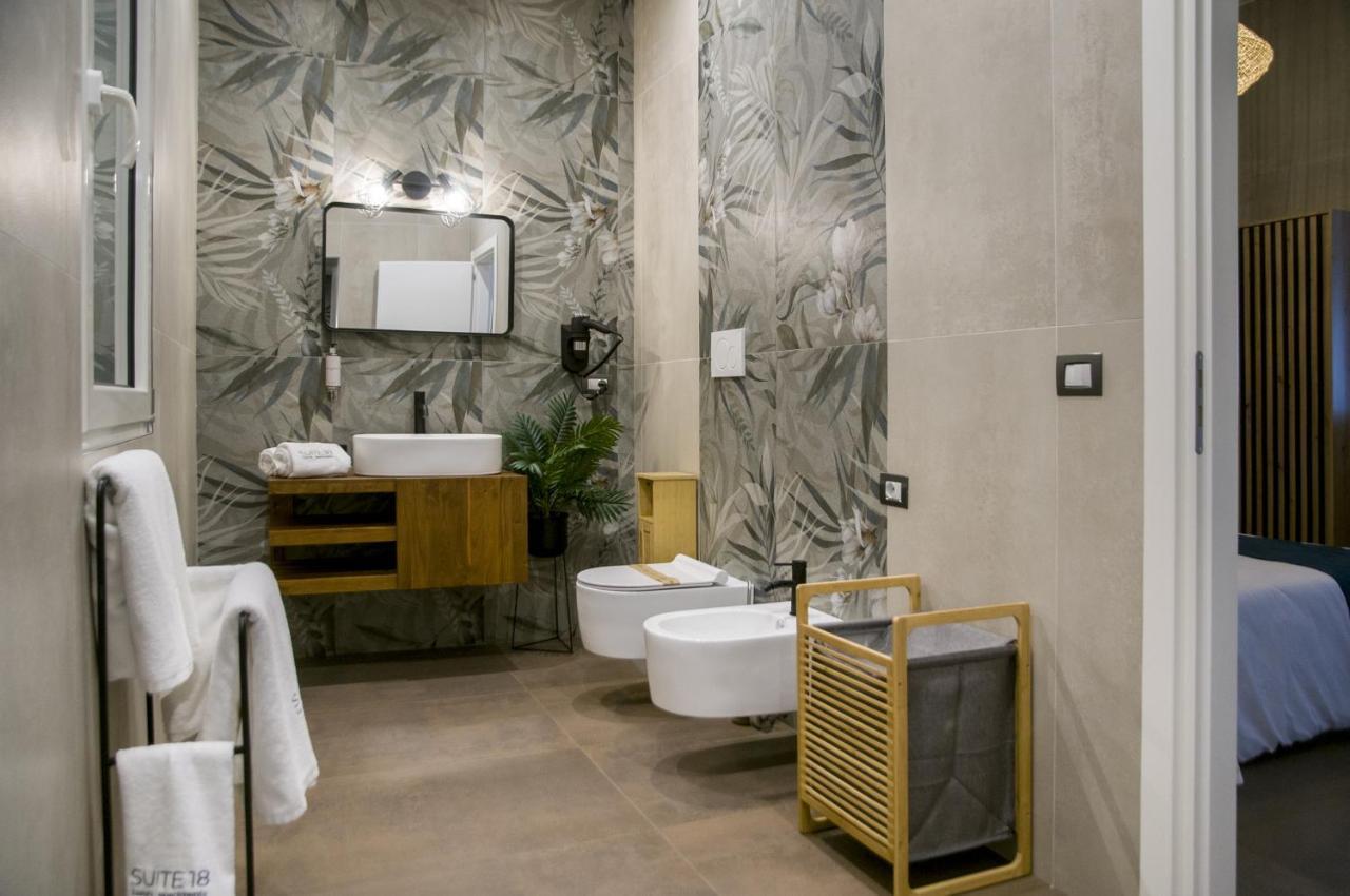 Suite 18 Luxury Apartments Bari Ngoại thất bức ảnh