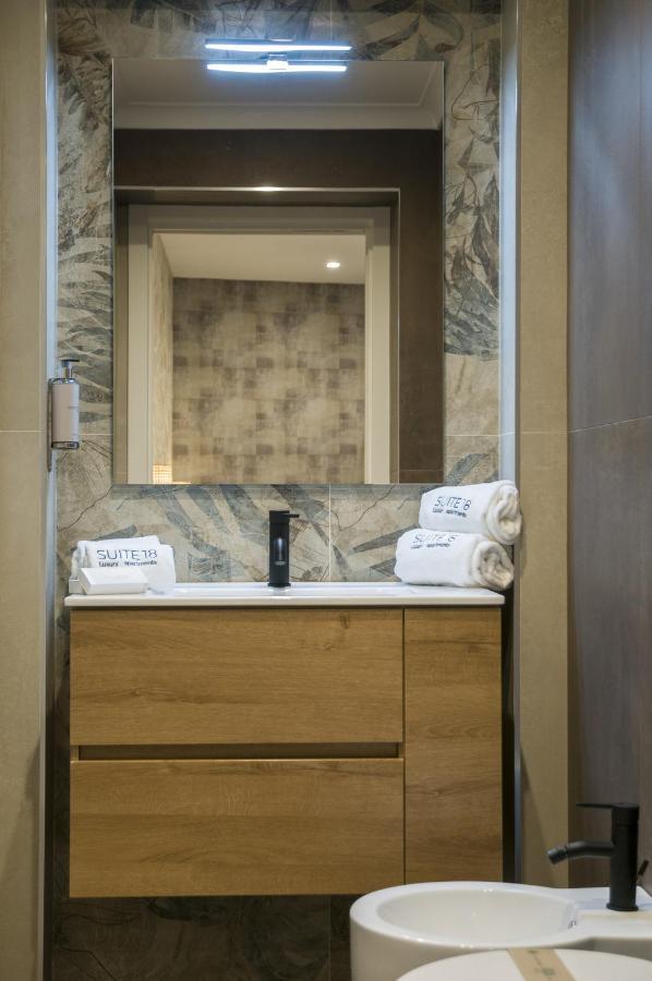 Suite 18 Luxury Apartments Bari Ngoại thất bức ảnh