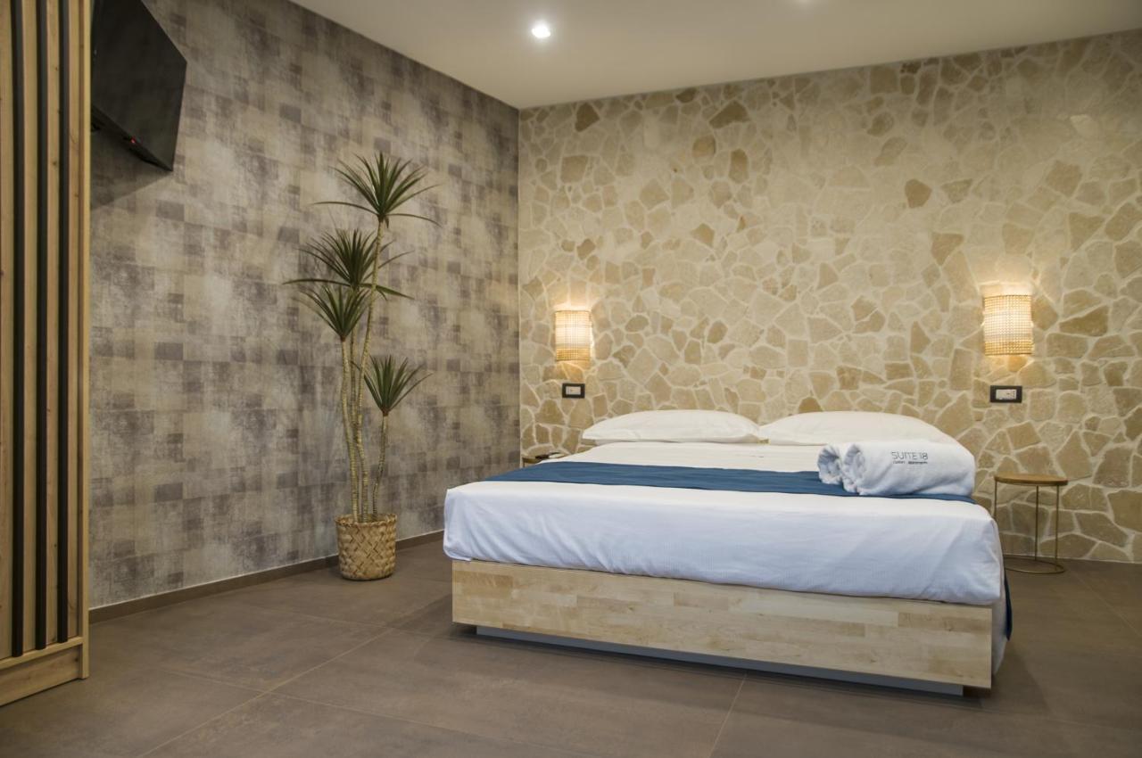 Suite 18 Luxury Apartments Bari Ngoại thất bức ảnh