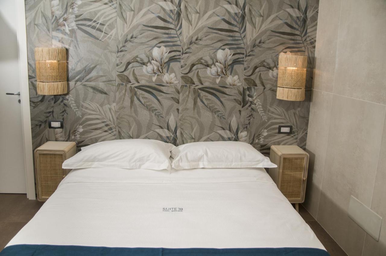 Suite 18 Luxury Apartments Bari Ngoại thất bức ảnh