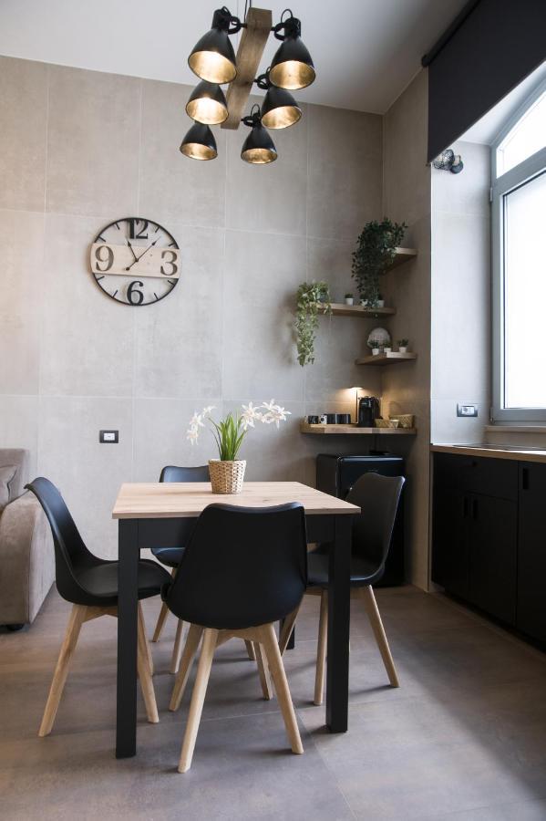 Suite 18 Luxury Apartments Bari Ngoại thất bức ảnh