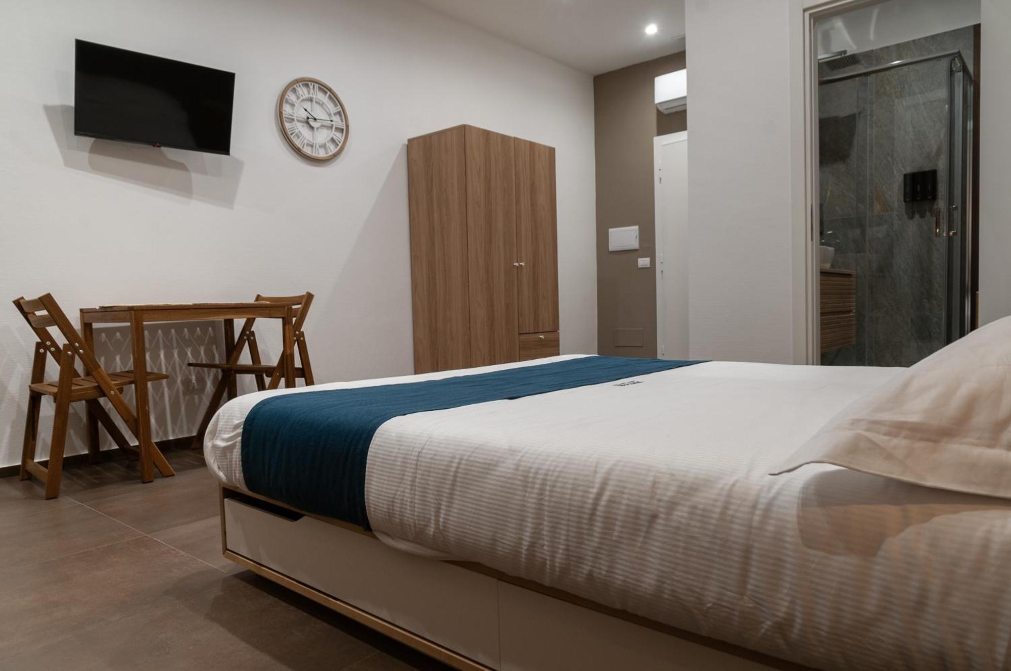 Suite 18 Luxury Apartments Bari Ngoại thất bức ảnh
