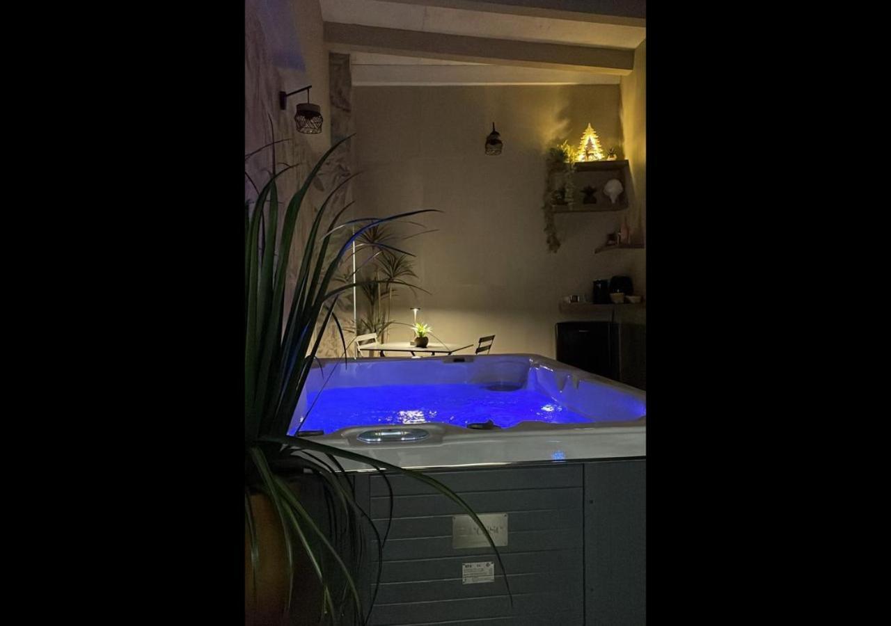 Suite 18 Luxury Apartments Bari Ngoại thất bức ảnh